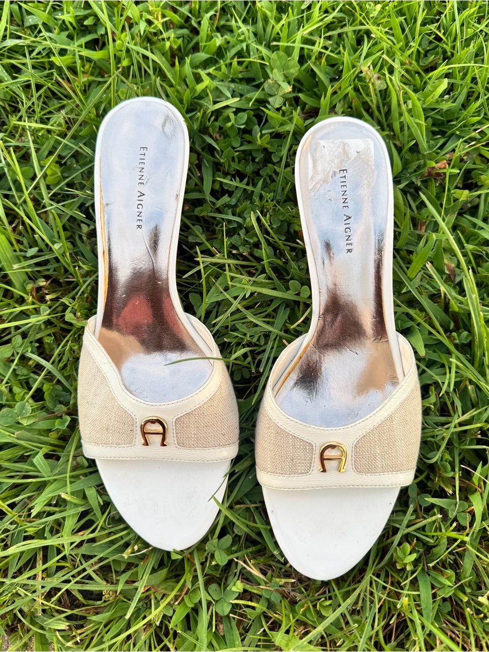 Etienne Aigner cream & white leather mules